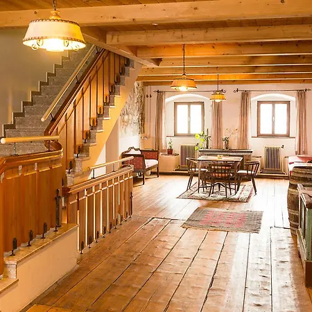Hotel Almerwirt 3*